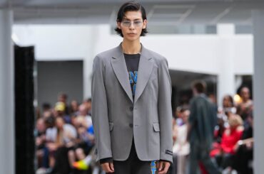 メゾン ミハラヤスヒロ 2026年春夏コレクション、軽妙な遊び心 - ファッションプレス