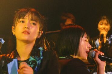 つばきファクトリー「間違いじゃない 泣いたりしない」生演奏ライブ