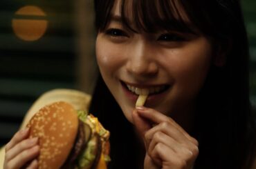ビッグマック「明日も 笑おう あの頃も今も -櫻坂46・守屋麗奈さん-」篇