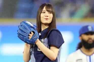 21歳美女の"魔球"に騒然「教えたの誰だろ」　真意にX大議論…手元に注目「マジで？」 | Full-Count