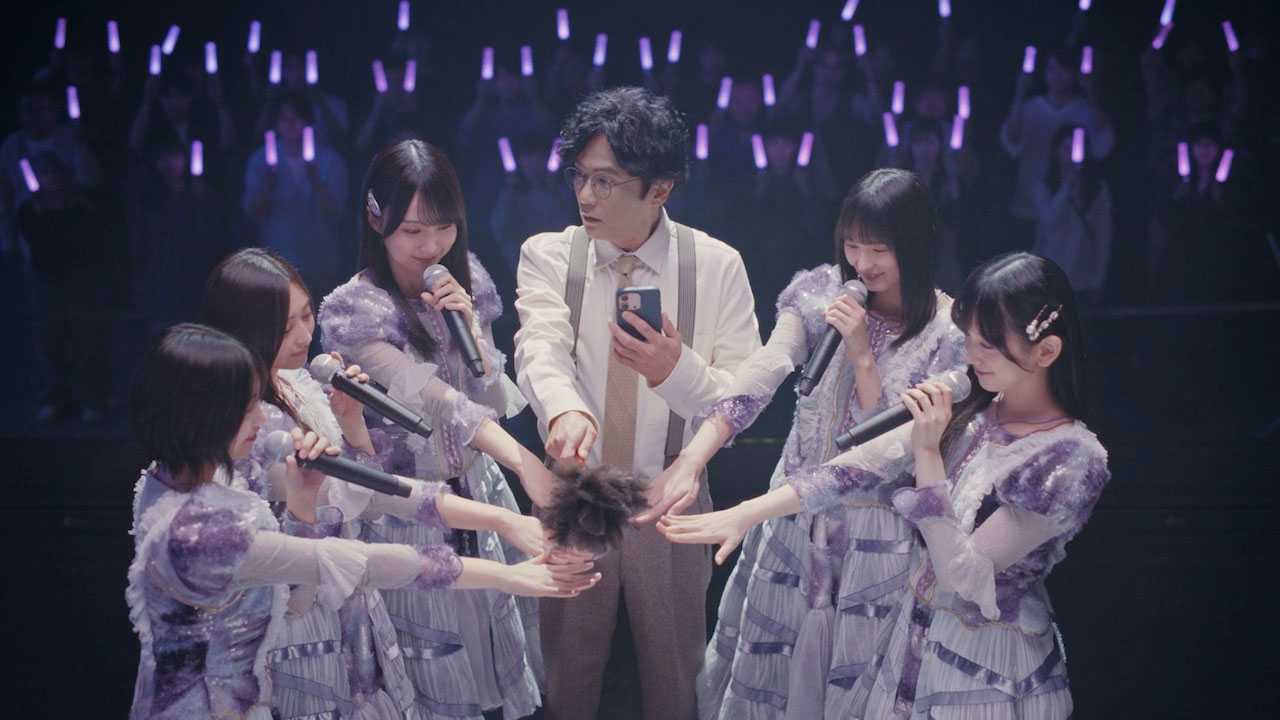 稲垣吾郎 乃木坂46“転生”や弓木奈於に似てる？SmartNews新CM“スマイル”届ける7