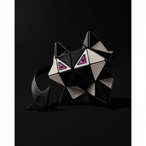 BAO BAO ISSEY MIYAKEから、猫をモチーフにした遊び心あふれるバッグ、MEOWが登場！