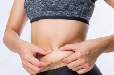 部分痩せに効果あり？ 話題の美容家電3選を本音でレビュー【美容ライターの体験レポート】 | Vogue Japan