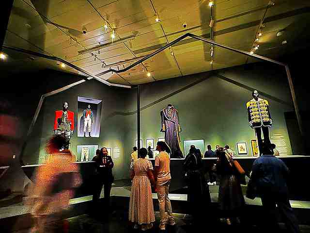 Met Fashion Exhibit Superfine