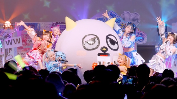 NANIMONO_live.jpg