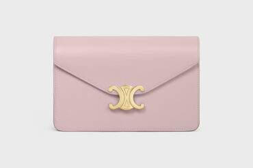 「セリーヌ」羽田空港がオープン　チェーンウオレット“マーゴ”の新色を記念発売 - WWDJAPAN