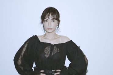 長谷川京子が来場！ アン ドゥムルメステール、春夏アイテムが揃うポップアップをGINZA SIXで開催中！｜Fashion｜madameFIGARO.jp（フィガロジャポン）