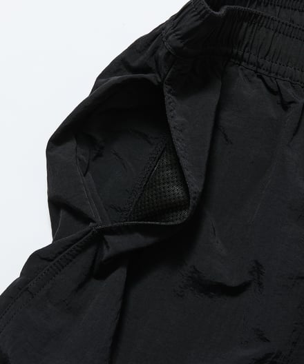 フリークス ストアとローソンのコラボ広告