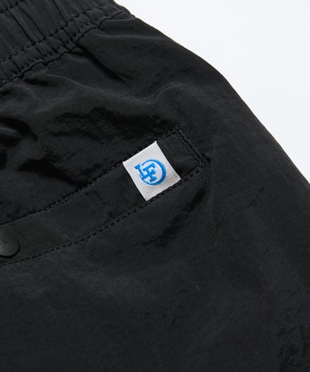 フリークス ストアとローソンのコラボ広告