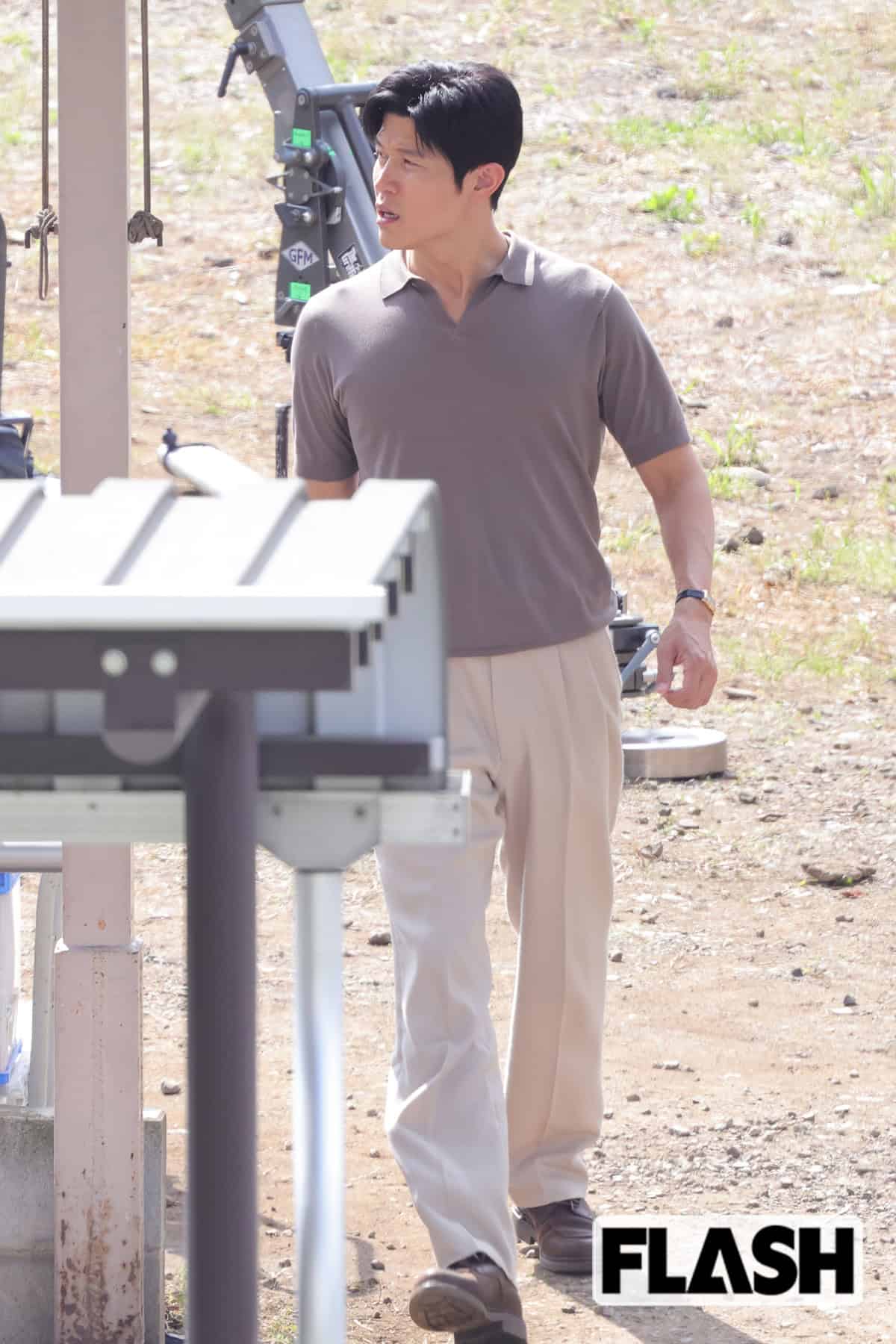 鈴木亮平、多忙すぎる “カメレオン俳優” のロケ現場…数年先まで予定ぎっちり、熾烈なスケジュール争奪戦のわけは
