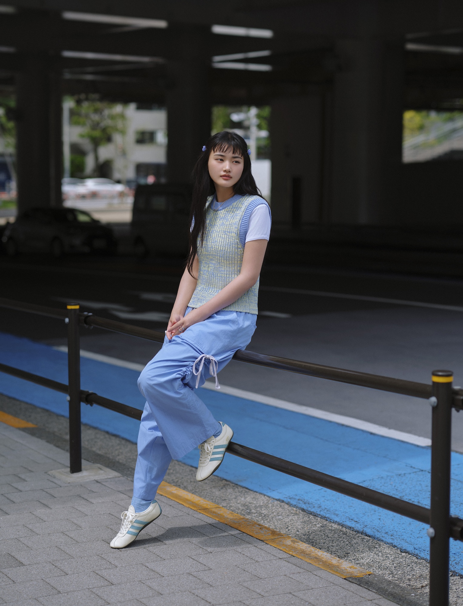 櫻坂46 山﨑天、adidas Originals「TOKYO」を履きこなす