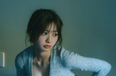 日向坂46富田鈴花1st写真集「鈴花サーキット」先行カット　撮影／峠雄三 （C）光文社