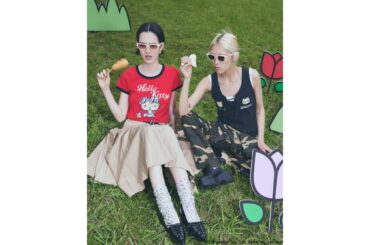 メゾン スペシャルが「ハローキティ」と初コラボ　日焼けしたキティのグラフィックをあしらったTシャツ発売