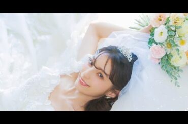 B1- 高野麻里佳“純白ドレス”から“部屋着”まで…幅広い魅力振りまく「パラレルワールドにいるかのような…」【コメント全文】