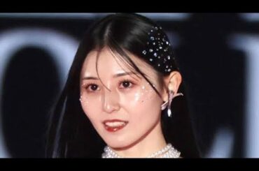 「26時のマスカレイド」元メンバー吉井美優「美しすぎる」ノースリーブ姿「オシャレ」江の島旅