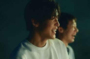 Snow Man目黒蓮＆中条あやみ、新CMで爽やか笑顔披露 ミセスが新曲書き下ろし