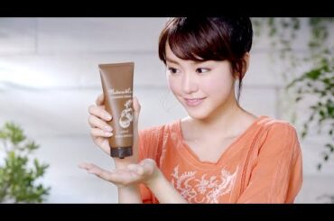 桐谷美玲 : ネイチャーアンドコー (201409)