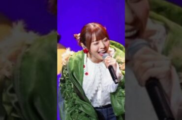 🎤豊崎愛生が“青春の名曲”で魅了…心震えるカバーライブに涙【AT living II ～sing of youth～】