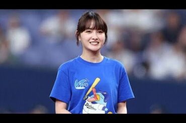 🎀⚾️【葵わかな始球式登場】京セラに“朝ドラ女優”降臨✨💙「可愛すぎて反則」「イコちゃんシャツ姿にキュン」ファン歓喜の嵐😍💫