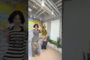 Relaxing on the cooouch with my RUMI 언니 @ardenBcho #ITZY #YEJI  #ArdenCho #kpopdemonhunters #huntrix