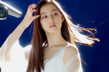 新木優子、夜風に揺れるシースルーのナイトドレスで星空を眺める／THERATIS(セラティス)CM＋メイキング＋インタビュー