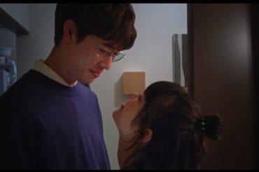 岸井ゆきの＆宮沢氷魚　脱ぎ捨てられた靴下をめぐって投げ合いのケンカ　「佐藤さんと佐藤さん」特報