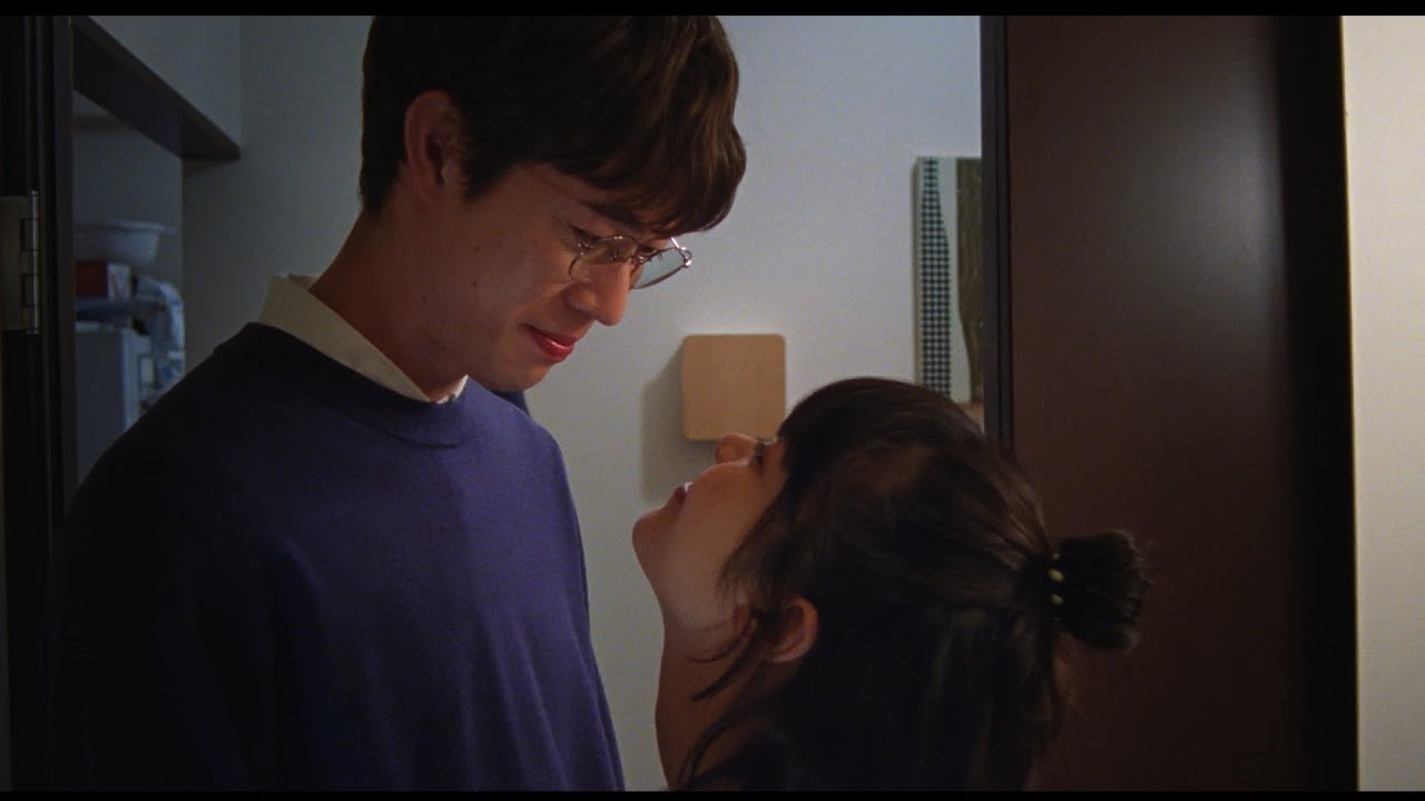 岸井ゆきの&宮沢氷魚 脱ぎ捨てられた靴下をめぐって投げ合いのケンカ 「佐藤さんと佐藤さん」特報 岸井ゆきの&宮沢氷魚 脱ぎ捨てられた靴下をめぐって投げ合いのケンカ 「佐藤さんと佐藤さん」特報