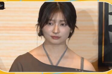 吉川愛、「ジュラシック・ワールド」Tシャツアレンジで肩出し　松本若菜らと映画「ジュラシック・ワールド／復活の大地」イベントに登場