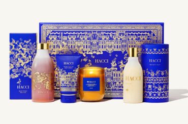 HACCI2025年クリスマスコフレ“限定ハニージャスミンの香り”ボディケアセット - ファッションプレス