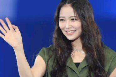 白間美瑠、美脚＆ほっそりウエスト披露 黒衣装姿に反響「セクシー」「スタイル良い」