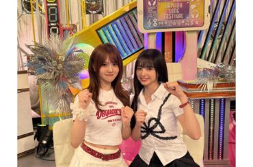 『ハマダ歌謡祭』に出演したMADEINのSERINA（左）【写真：X（＠MADEIN_U_JP）より】