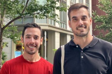 プエルトリコ人のジャンさん（左）と、スペイン人のエドゥさん【写真：Hint-Pot編集部】