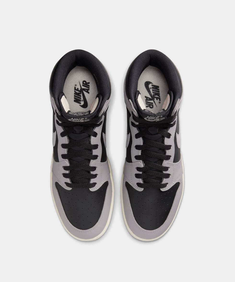 真上から見たスニーカー