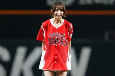 元アイドルの始球式に気づいた"違和感"　10年ぶり降臨、ショーパン姿に「時代を感じる」 | Full-Count