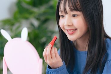 小中学生のメイク経験が6割を超える時代に。YouTubeと韓国コスメが自己表現を加速 | TABI LABO