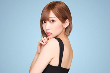 キャバ嬢転身"年収1億円超"志田愛佳、黒髪ショートが反響「黄金時代が帰ってきた」 | ENCOUNT