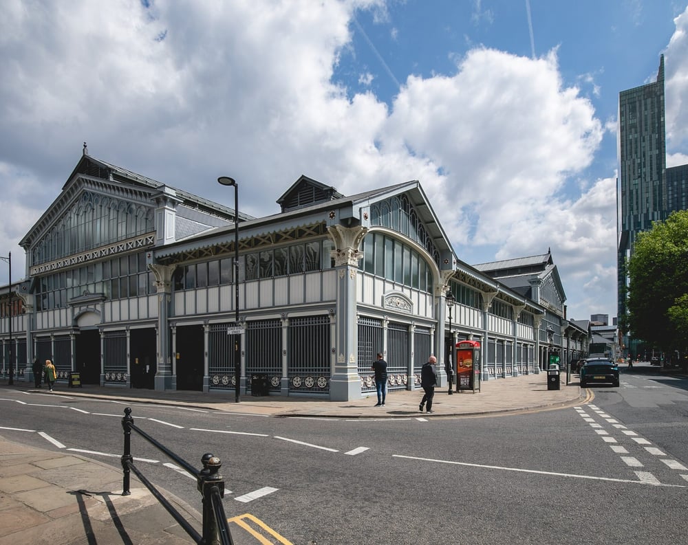 旧キャンプフィールド・ホールズで開催されるマンチェスター・ファッション・ウィーク