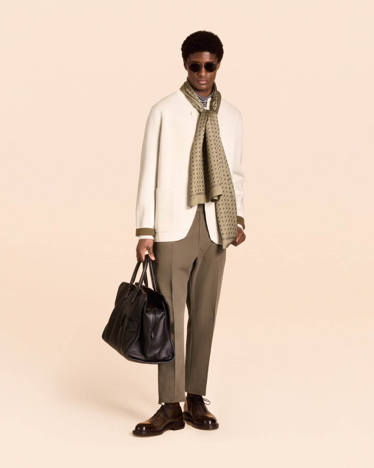 ベルルッティ 2026年春夏コレクション、靴と呼応する装い｜写真8