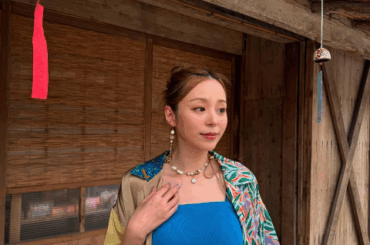 "へそチラ"スタイルにファン歓喜！あの人気声優が沖縄で見せたお気にコーデの激カワショットが話題 | 話題の投稿 | スポーツブル (スポブル)