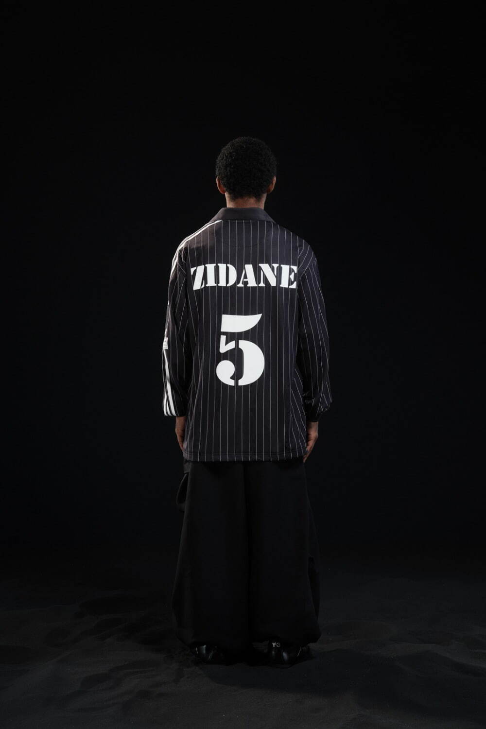 Y-3 2026年春夏コレクション、身体の躍動と変化が繋ぐファッションとスポーツ｜写真28