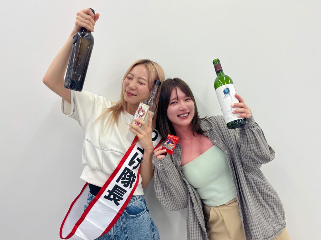 グランドブルーラジオラジオラジオラジオラジオラジオラジオからの酔ったアザニチカとコースト