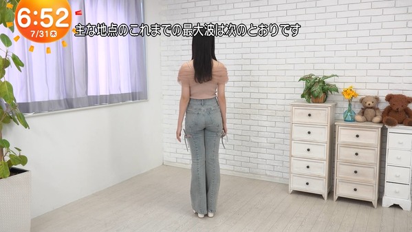 1 (34)