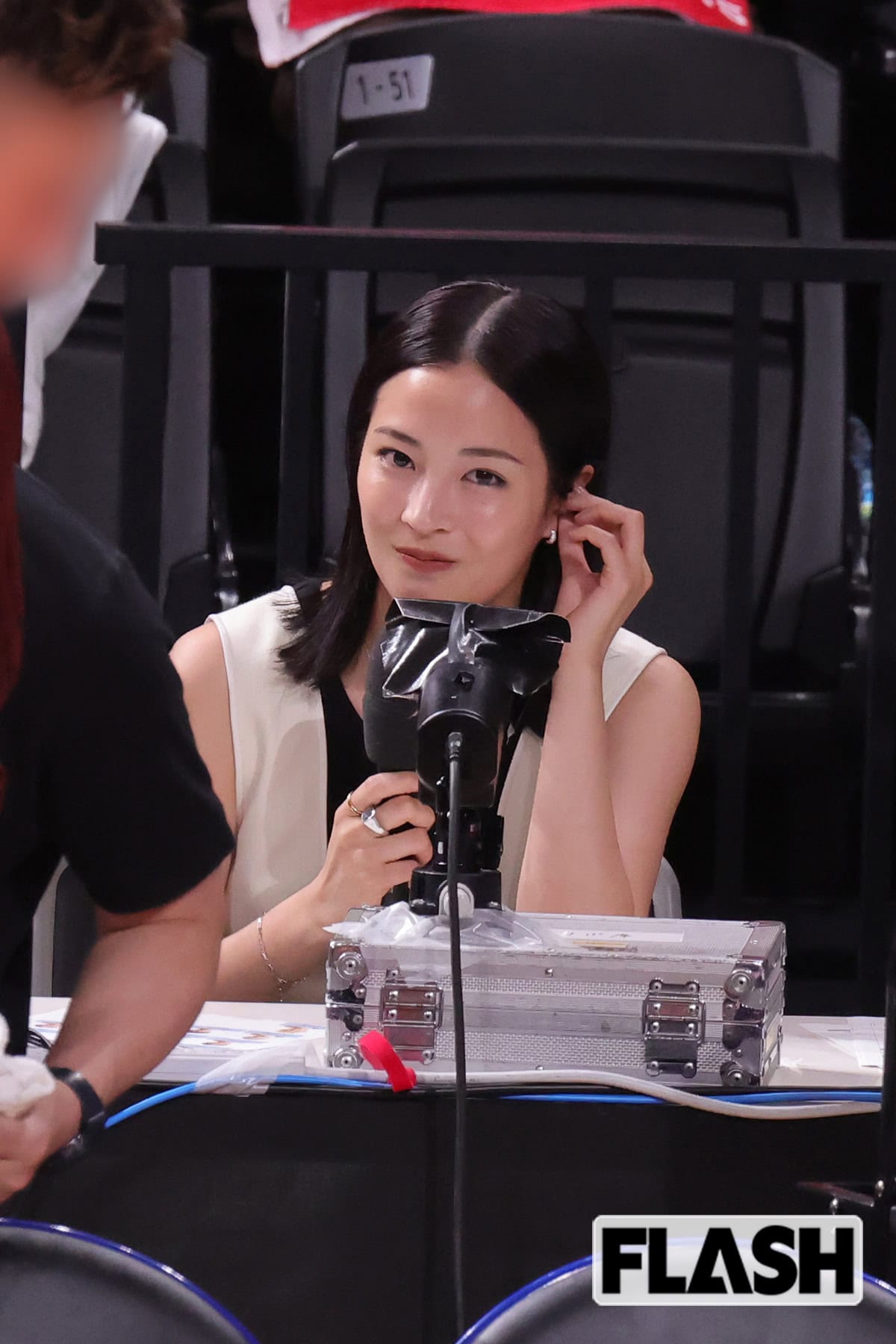 広瀬すず　バスケ観戦で“ワキ全開”ショット！熱烈応援も“意中の彼”は不在