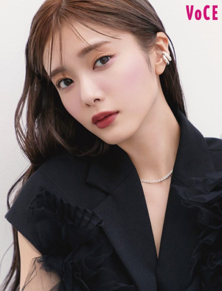 櫻坂46 田村保乃、”透ける秋色“をまとい圧倒的透明感披露!!
