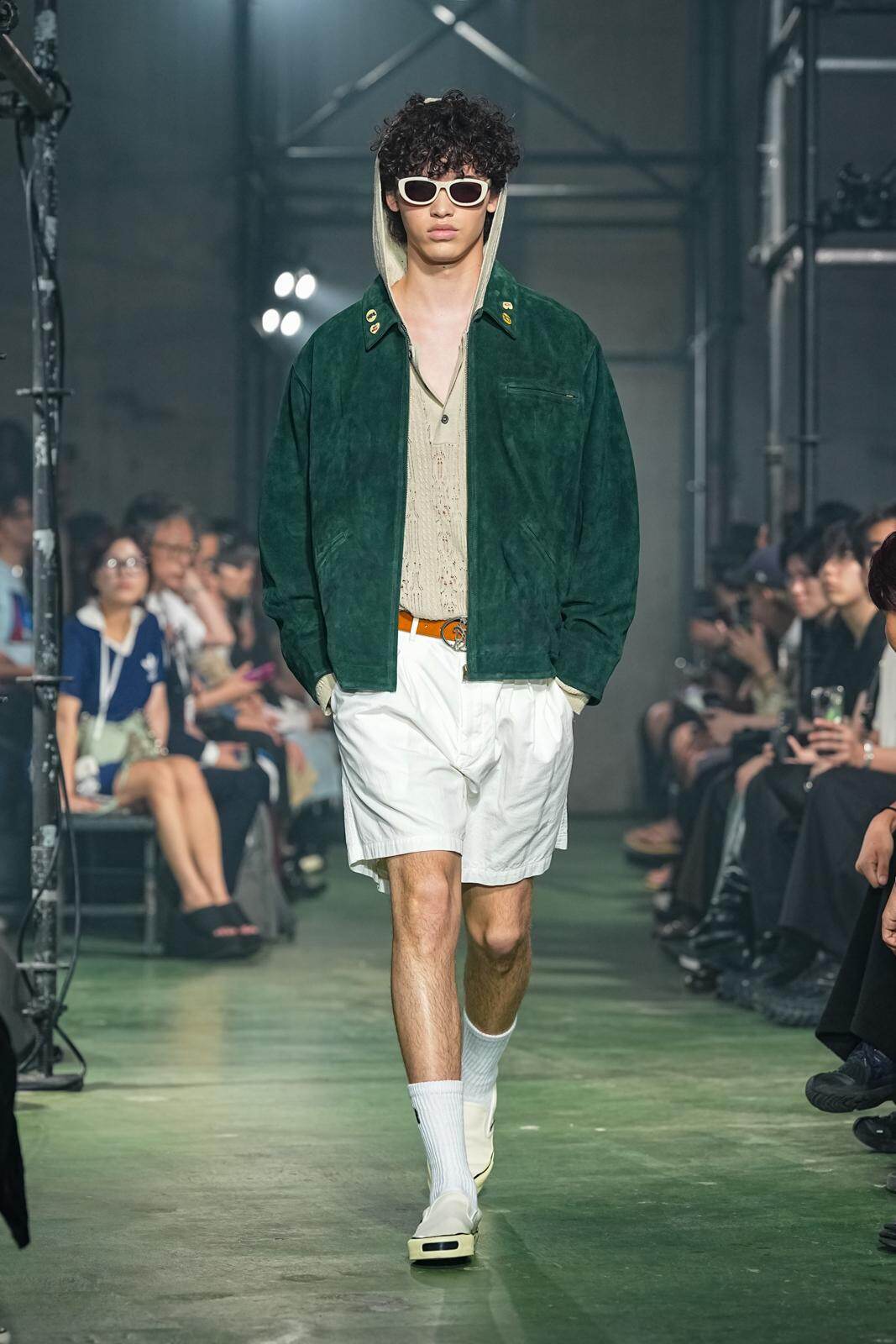 カミヤ 2026年春夏コレクション - 軽快なリズムに身を委ねて｜写真44