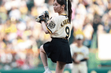 “ノーバン始球式”成功！NMB48川上千尋、アイドルラスト登板で笑顔と感謝の1球 | 話題の投稿 | スポーツブル (スポブル)