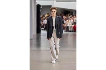 Maison MIHARA YASUHIRO 2026年春夏コレクション | パリ | 画像112枚