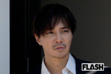 成宮寛貴「ポーカー報道」田中圭の“代役”初日に見せたムキムキワイルド姿！　ブランク感じさせぬ演技で高まる『相棒』復帰の可能性 | Smart FLASH/スマフラ[光文社週刊誌]