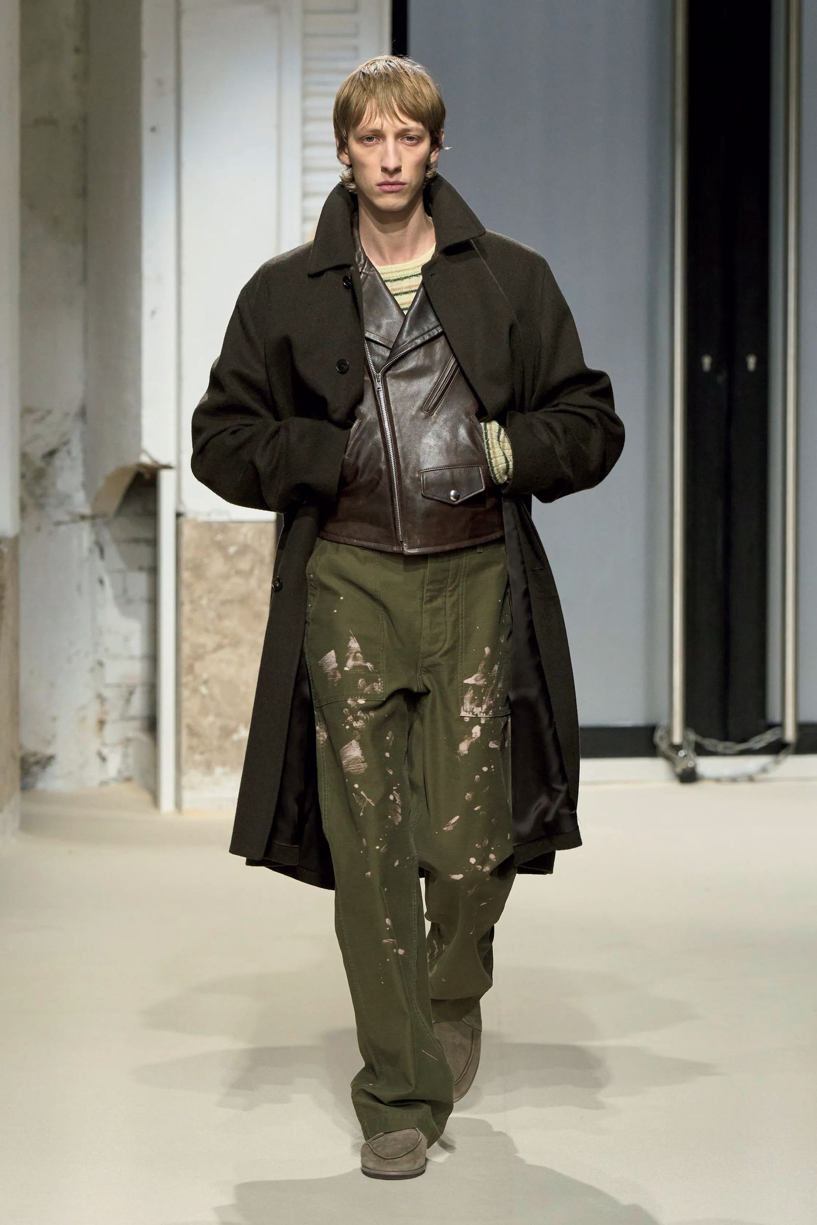 秋冬の最新トレンドワイルド・シック──特集：ファッションの“いま”知る10のこと