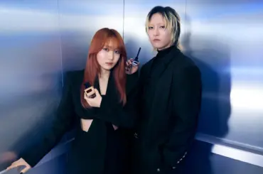 YOASOBIプロフィール写真